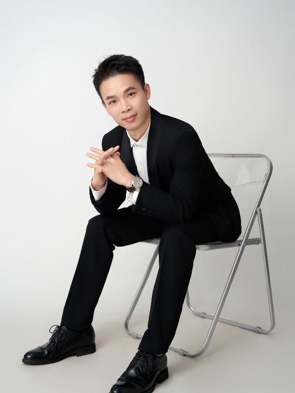 文豐裝飾-設計師曾卓林